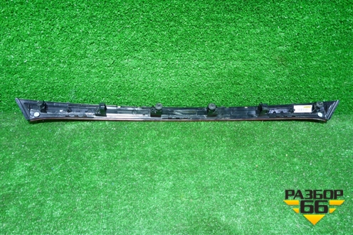 Отражатель в дверь багажника (X-LINE не для Led фонарей) (87310H0200) для Kia Rio с 2017г (Рио 4)