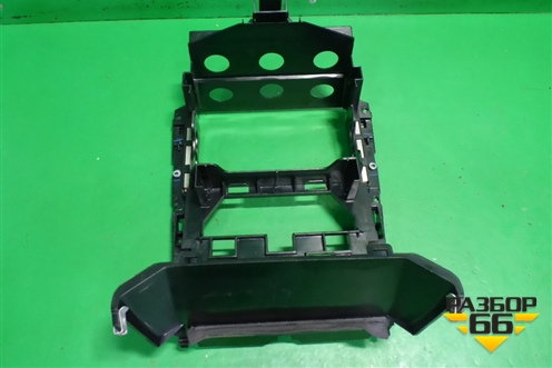 Кронштейн магнитолы (A1646800016) для Mercedes Benz ML-Klass W164 c 2005-2011г (МЛ)