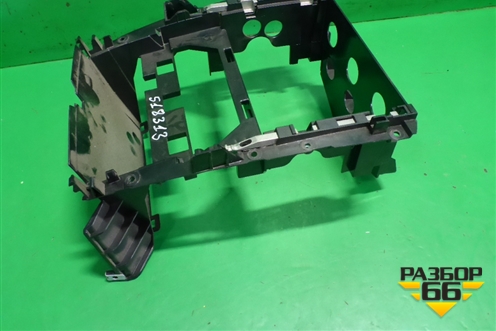 Кронштейн магнитолы (A1646800016) для Mercedes Benz ML-Klass W164 c 2005-2011г (МЛ)