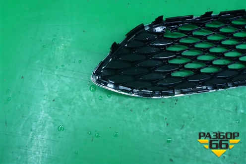 Решетка радиатора (после 2015г) (F1EB8200A) для Ford Focus 3 с 2011г (Фокус)