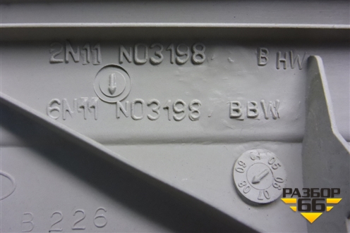 Обшивка стойки лобового стекла правая (2N11N03198BHW) для Ford Fusion с 2002г (Фьюжн)