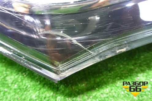 Фара правая (после 2015г ксенон без блока и лампы) (921022W600) для Hyundai Santa Fe с 2012-2018г (Санта Фе)