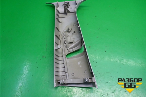 Обшивка стойки центральная верхняя правая (2N11N24582ANW) для Ford Fusion с 2002г (Фьюжн)