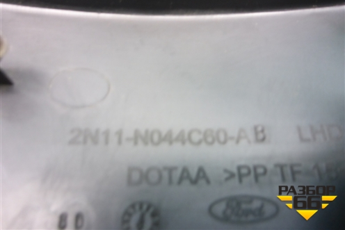 Накладка на торпедо (боковая левая) (2N11H044C60AD) для Ford Fusion с 2002г (Фьюжн)