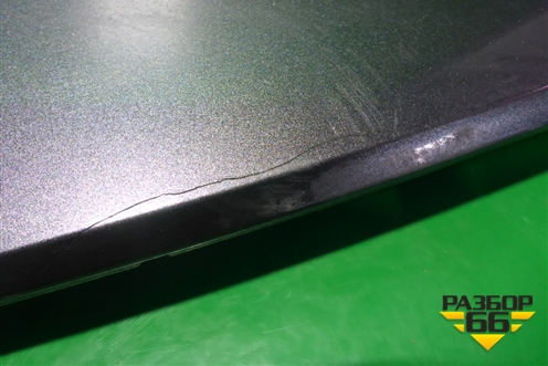 Спойлер на дверь багажника (4M8827933E) для Audi Q8 с 2018г (Ку 8)