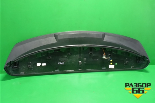 Спойлер на дверь багажника (4M8827933E) для Audi Q8 с 2018г (Ку 8)