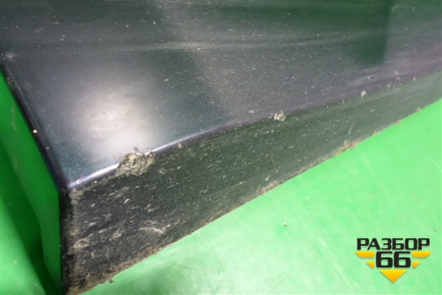 Накладка двери задней правой (после 2012г крашеная) (8R0853970L) для Audi Q5 c 2008-2017г (Ку 5)