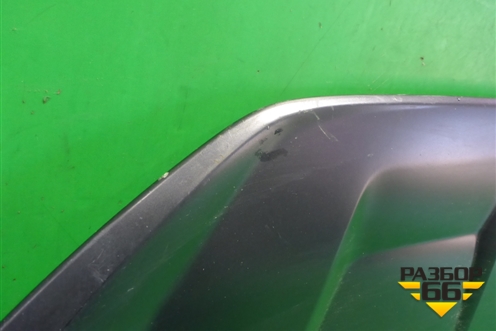 Накладка переднего бампера (4M0807733D) для Audi Q7 c 2015г (Ку 7)