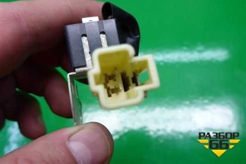 Реле (9098005357) для Toyota Auris с 2006-2012г (Аурис)