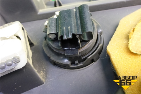 Обшивка двери задней левой под электрику (после 2007г) (7M51R27407F) для Ford C-MAX с 2003-2010г (ЦМакс 1)