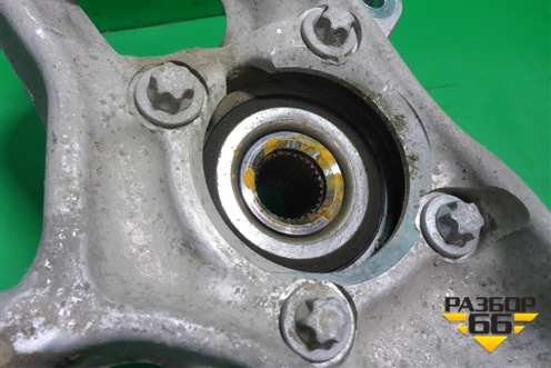 Кулак поворотный передний левый (A1663300920) для Mercedes Benz ML-Klass W166 c 2011г (МЛ)