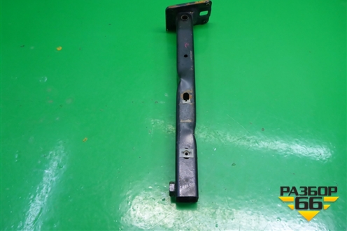 Кронштейн подрамника левый для Peugeot 207 с 2006-2015г