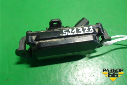 Датчик слепых зон (8821033120) для Toyota Rav-4 с 2018г (Рав 4)