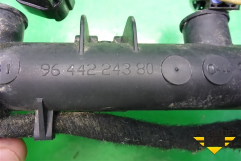 Рейка топливная рампа (1.4л KFU10FE04PSA) (9644224380) для Peugeot 207 с 2006-2015г