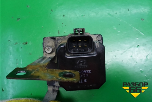 Реле (омывателя фар) (9546038000) для Hyundai Sonata-5 с 2001г (Соната)