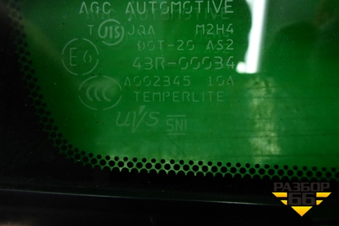 Стекло глухое правое (переднее) (621100E010) для Lexus RX 300 c 2009-2015г (РХ)