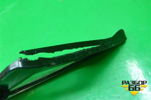 Стекло глухое правое (переднее) (621100E010) для Lexus RX 300 c 2009-2015г (РХ)