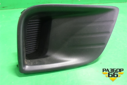 Заглушка ПТФ правая (до 2013г новая) (5212760080) для Toyota Land Cruiser Prado(150) с 2009г (Ленд Крузер Прадо)