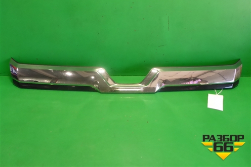 Накладка на капот (7577026150) для Toyota Hi Ace с 2019г (Хайс)