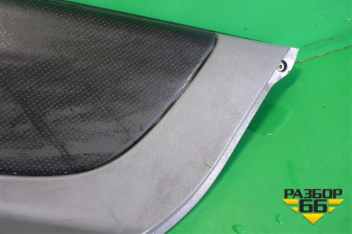 Обшивка двери задней правой под механику (8332025010) для Hyundai Aсcent с 2000г (Акцент)