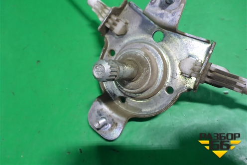 Стеклоподъёмник механический задний левый для Hyundai Aсcent с 2000г (Акцент)