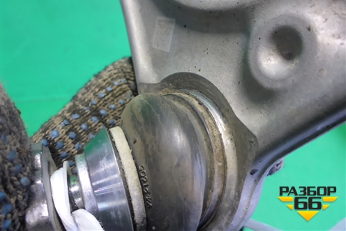 Рычаг передний левый верхний (A2053305501) для Mercedes Benz C-Klass W205 с 2014г (Ц)