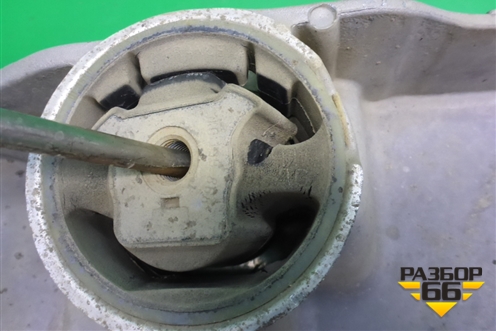 Подрамник передний АКПП (1K0199369G) для Volkswagen Jetta с 2005-2011г (Джетта)