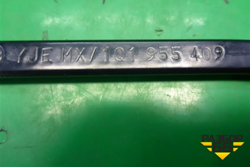 Поводок стеклоочистителя левый (1Q1955409) для Volkswagen Jetta с 2005-2011г (Джетта)