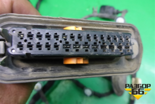 Проводка двери задней правой для Volkswagen Jetta с 2005-2011г (Джетта)