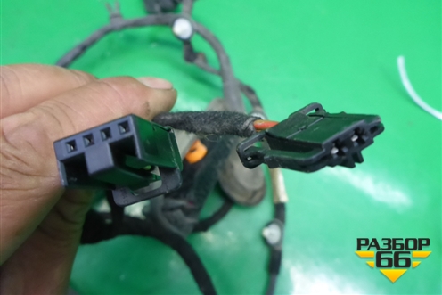 Проводка двери задней правой для Volkswagen Jetta с 2005-2011г (Джетта)