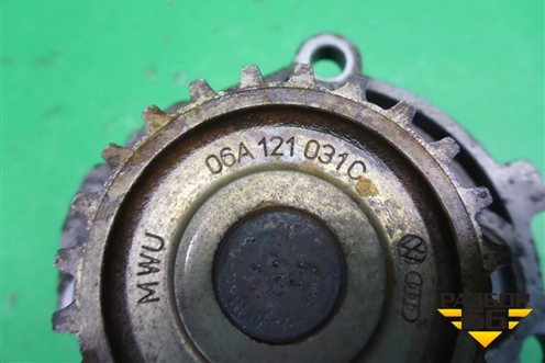 Насос водяной помпа (1.6л BSE) (06A121031C) для Volkswagen Jetta с 2005-2011г (Джетта)