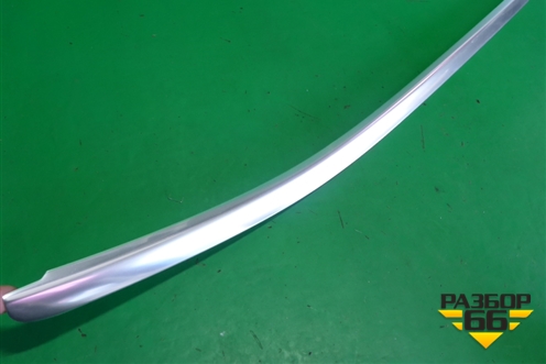 Накладка стекла заднего правого (купе) (A2056700622) для Mercedes Benz C-Klass W205 с 2014г (Ц)