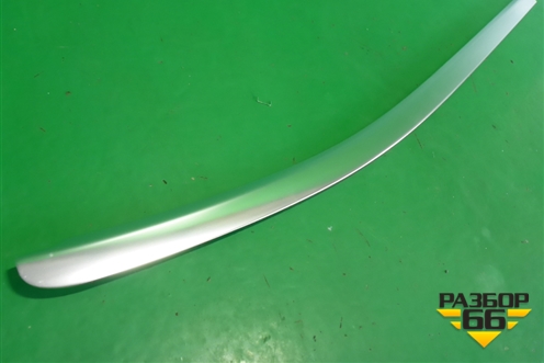 Накладка стекла заднего правого (новая купе) (A2056700622) для Mercedes Benz C-Klass W205 с 2014г (Ц)