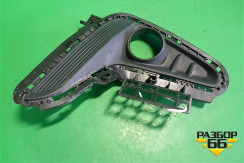 Накладка ПТФ левая (не под ДХО) (86523H0000) для Kia Rio с 2017г (Рио 4)