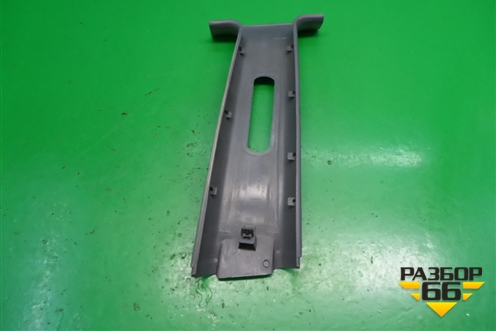 Обшивка стойки центральная верхняя левая (8583025100) для Hyundai Aсcent с 2000г (Акцент)