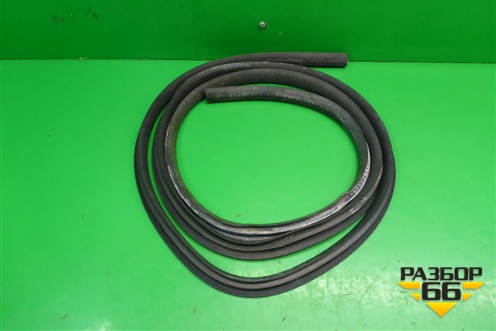 Уплотнитель двери задней левой для Ford Fusion с 2002г (Фьюжн)