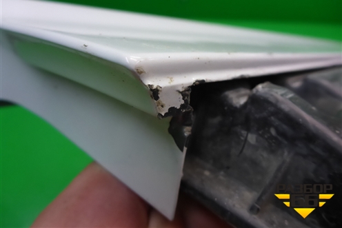 Накладка двери передней левой (4M0853959F) для Audi Q7 c 2015г (Ку 7)