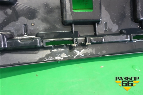 Решетка радиатора (после 2010г) (5311226100) для Toyota Hi Ace с 2005г (Хайс)