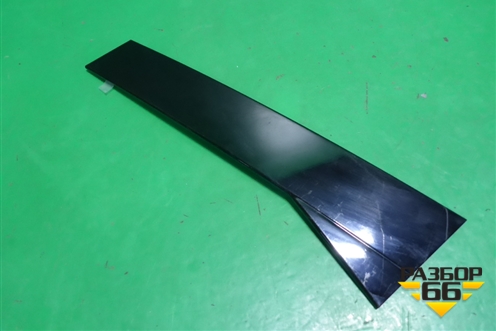 Накладка двери задней левой (на рамку задняя) (4L0839903Y9B) для Audi Q7 c 2005-2015г (Ку 7)