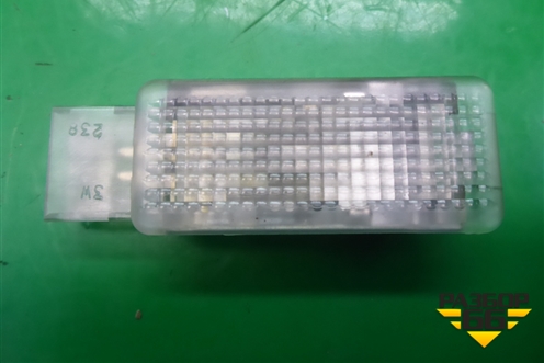 Фонарь подсветки багажника (6L0947565) для Volkswagen Tiguan с 2011-2016г (Тигуан)