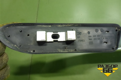 Рейлинг на крышу правый (универсал) (8200730280) для Renault Megane 2 с 2002-2009г (Меган)