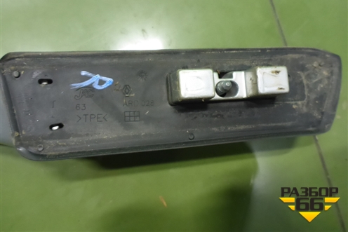 Рейлинг на крышу правый (универсал) (8200730280) для Renault Megane 2 с 2002-2009г (Меган)