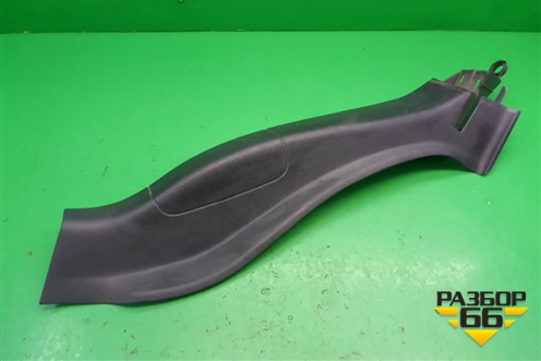 Обшивка стойки задняя нижняя левая (8200114428) для Renault Megane 2 с 2002-2009г (Меган)