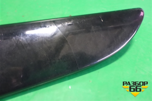 Накладка двери передней левой (на обшивку) (A1667203522) для Mercedes Benz ML-Klass W166 c 2011г (МЛ)