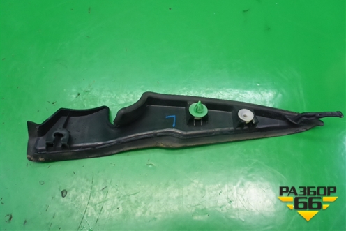 Молдинг лобового стекла левый (нижний) (8200100590) для Renault Megane 2 с 2002-2009г (Меган)