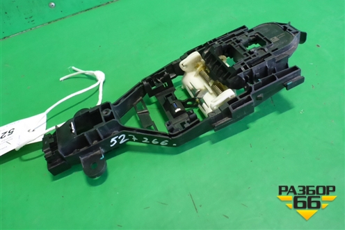 Кронштейн ручки наружной (задней правой) (31378253) для Volvo XC90 с 2015г (ХС90)