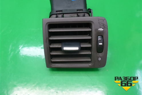 Дефлектор воздушный левый для Volvo S40 с 2004-2012г (C40)