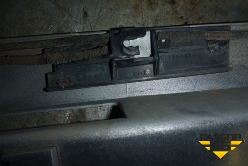 Накладка крышки багажника (MR379016) для Mitsubishi Lancer-9  с 2003-2008г (Лансер)