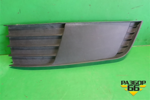 Решетка в передний бампер левая (до 2017г) (5E0807367) для Skoda Octavia (A7) с 2013г (Октавия)