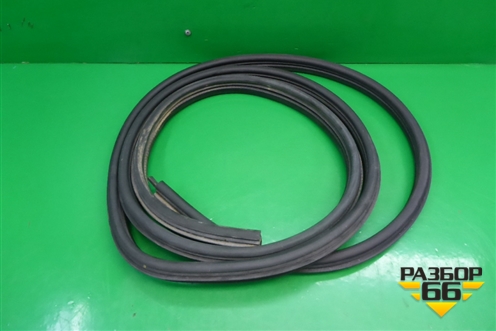 Уплотнитель двери (передней левой на кузов) для Fiat Doblo с 2005-2015г (Добло)